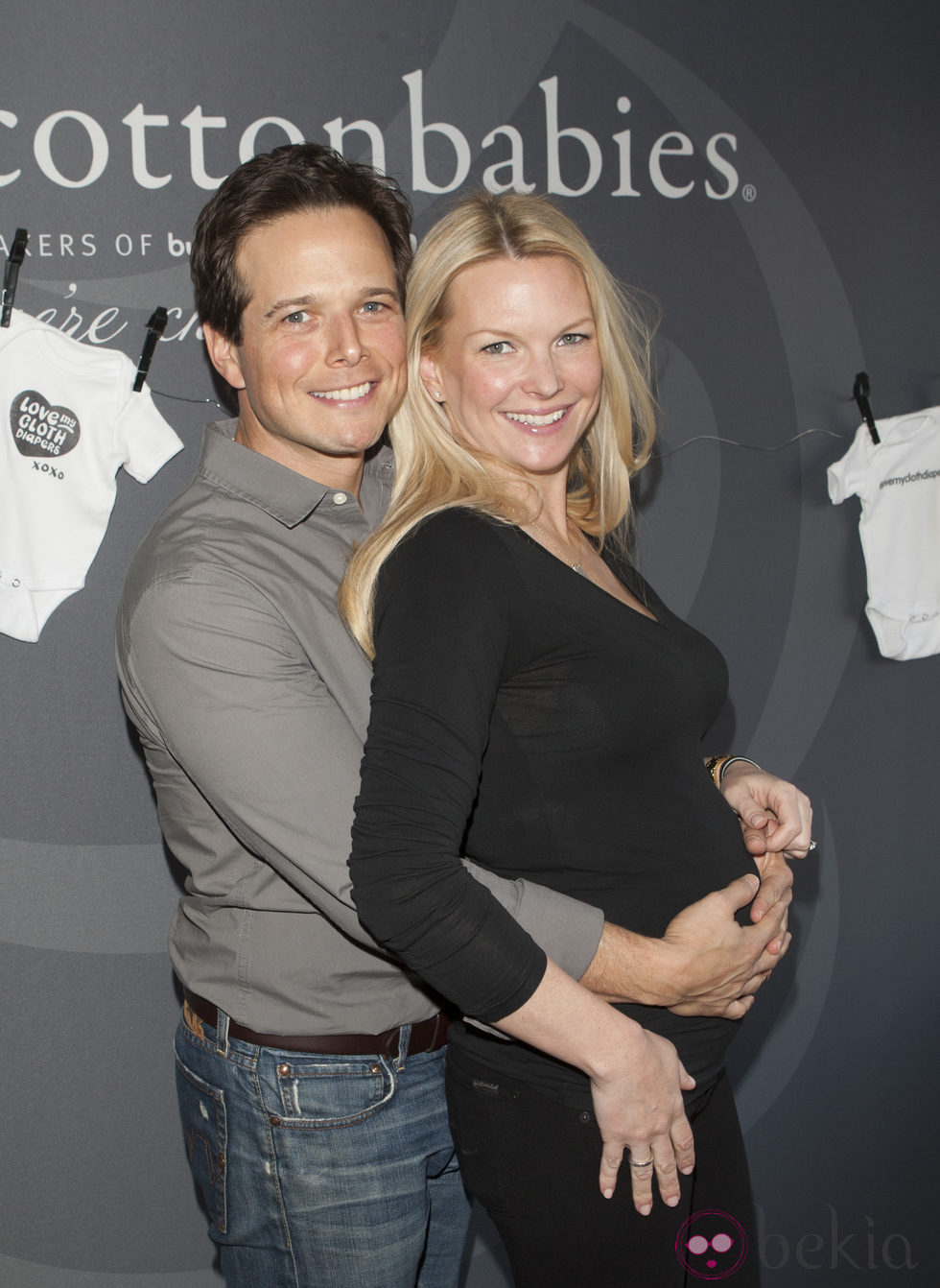 Scott Wolf y Kelley Limp felices