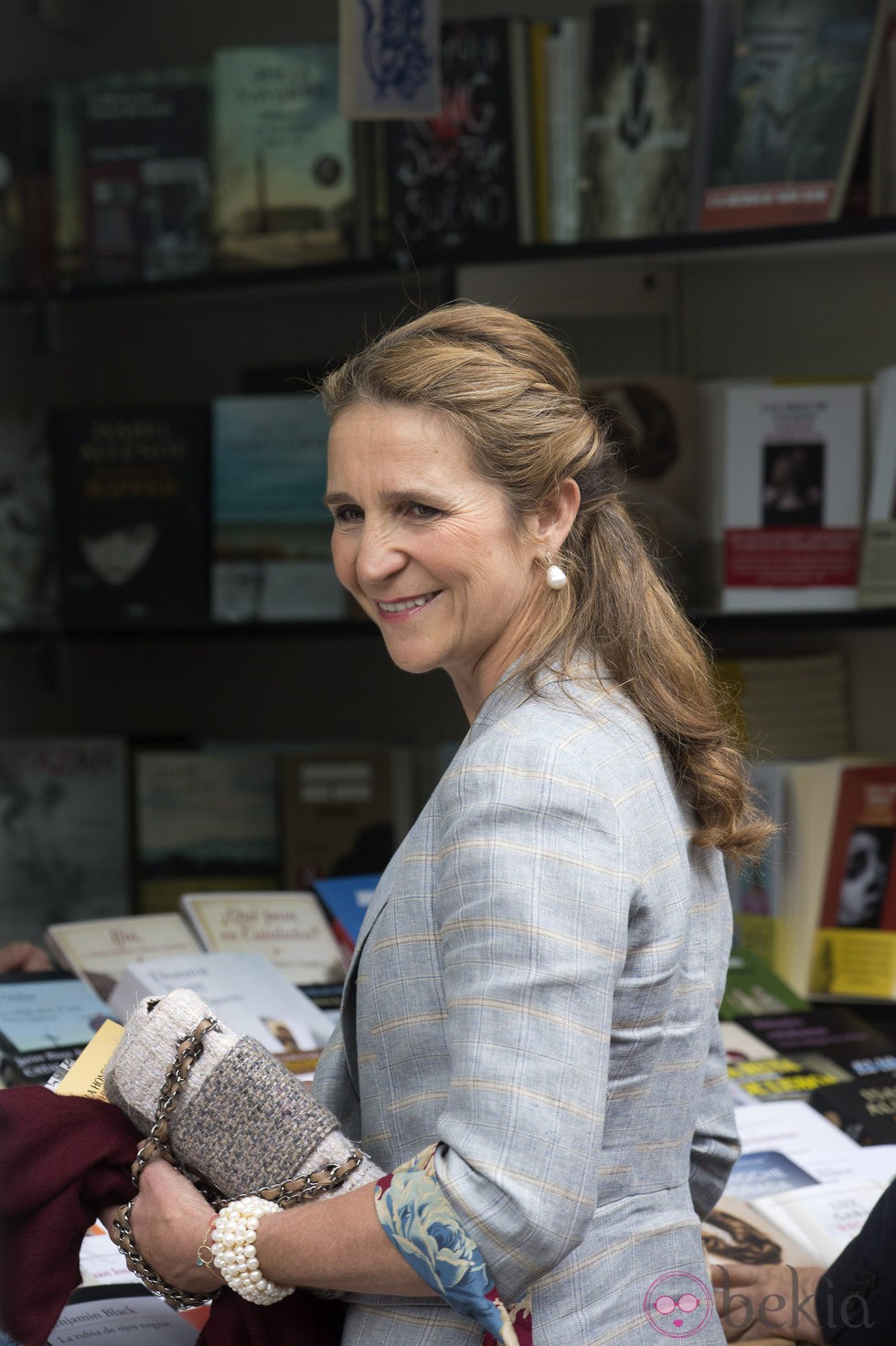 La Infanta Elena inaugurando la Feria del Libro de Madrid 2014