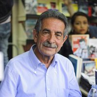 Miguel Ángel Revilla en la Feria del Libro de Madrid 2014