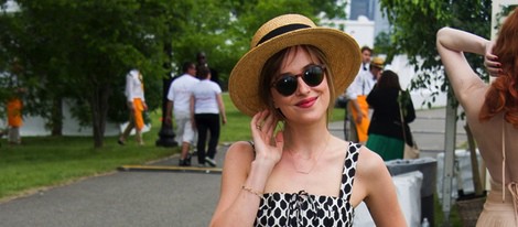 Dakota Johnson en Veuve Clicquot Polo Classic 