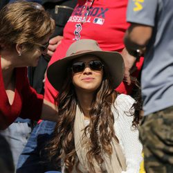 Bruna Marquezine durante un entrenamiento de Neymar con la Selección de Brasil