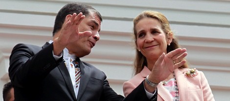 La Infanta Elena con Rafael Correa en Ecuador