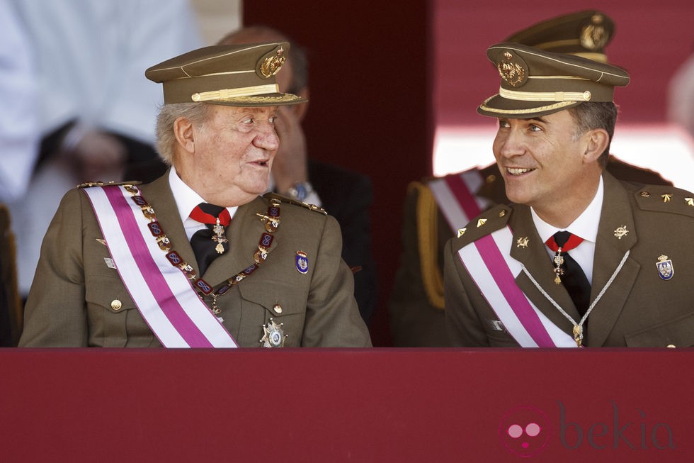 El Rey y el Príncipe juntos en un acto oficial tras la abdicación de Don Juan Carlos