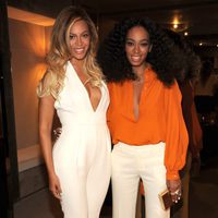 Beyoncé y Solange Knowles en el aniversario de la fundación Chime For Change