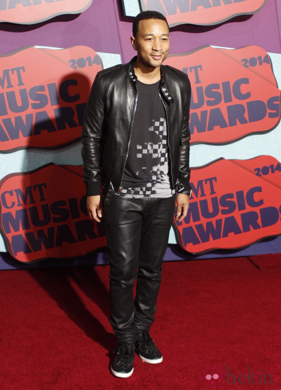 John Legend en los CMT Music Awards 2014