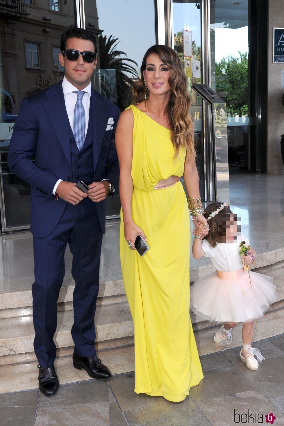 Elena Tablada con Ella Bisbal y Daniel Arguita en la boda de Elisabeth Reyes y Sergio Sánchez