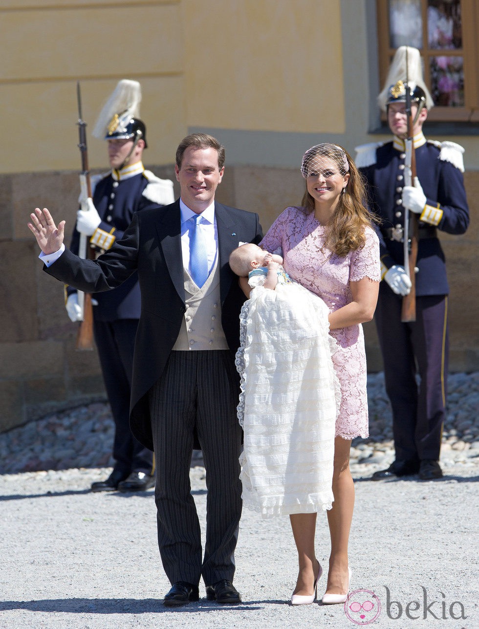 Magdalena de Suecia y Chris O'Neill tras bautizar a su hija Leonor