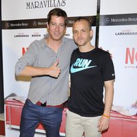 Manu Baqueiro y David Muñoz en el estreno de la obra de teatro 'El Nombre'