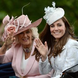 Camilla Parker y Kate Middleton en Trooping the Colour 2014