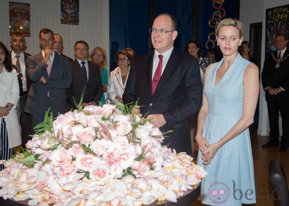 Alberto de Mónaco y la Princesa Charlene en la reapertura de los jardines Princesa Gracia