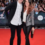 Josh Beech y Shenae Grimes en los Premios Much Music Awards 2014