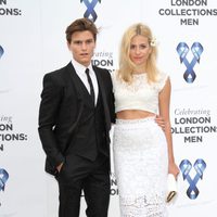 Oliver Cheshire y Pixie Lott en la gala benéfica 'One for the Boys'