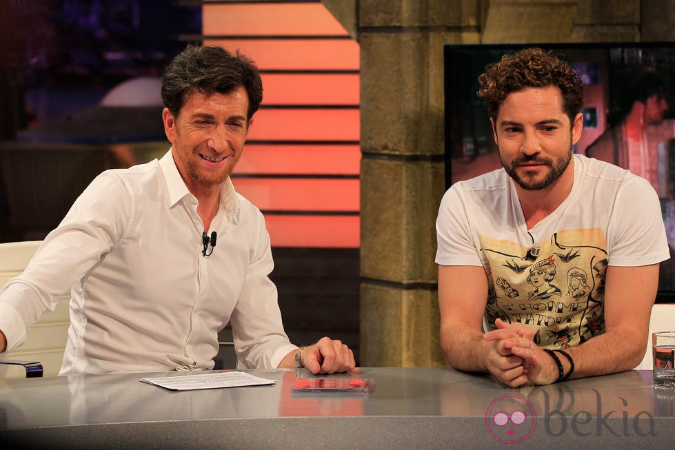 Pablo Motos se divierte con David Bisbal en 'El hormiguero'