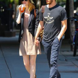 Emma Stone y Andrew Garfield pasean de la mano por Nueva york