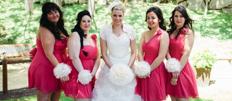 María Lapiedra con sus damas de honor en su boda con Marc Amigó