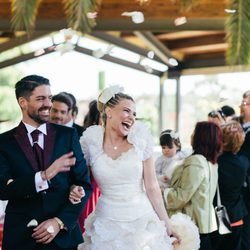 Marc Amigó y María Lapiedra, muy sonrientes tras su boda