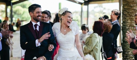 Marc Amigó y María Lapiedra, muy sonrientes tras su boda