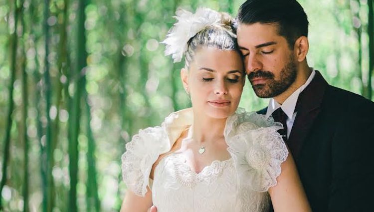 María Lapiedra y Marc Amigó en su boda