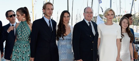 La Familia Real de Mónaco acude a la inauguración del Club Náutico de Monte-Carlo.