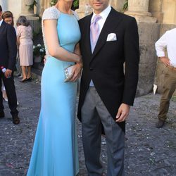 Paloma Cuevas y Enrique Ponce en la boda de Verónica Cuevas y Manuel del Pino