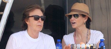 Paul McCartney y Nancy Shevell disfrutan de un día marítimo en Ibiza