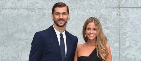 Fernando Llorente y María Lorente en el desfile primavera/verano 2015 de Emporio Armani en Milán