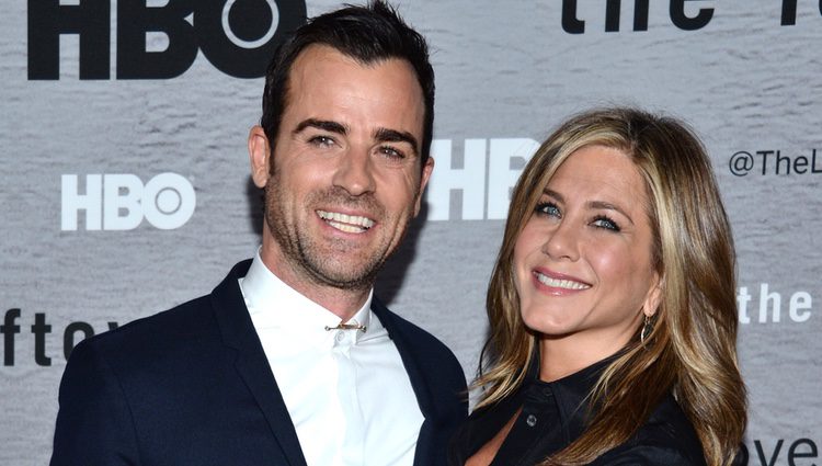 Jennifer Aniston y Justin Theroux en el estreno de 'The Leftovers'