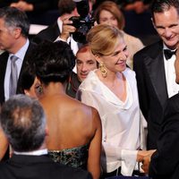 Los Duques de Palma saludan a Barack y Michelle Obama en una gala en Washington