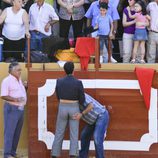 Jesulín de Ubrique habla con la grada mientras se prepara para torear en Fuente del Maestre