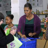 Michelle Obama junto a sus hijas en Acción de Gracias