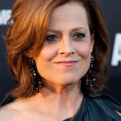 Sigourney Weaver acude al estreno de la película 'Abduction' en los Ángeles