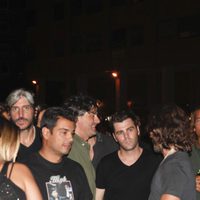 Fonsi Nieto, Javier Hidalgo y Alfonso de Borbón en el concierto de Maná en Madrid