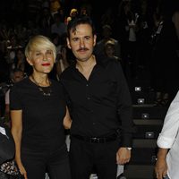 Antonia San Juan y su novio en el desfile de David Delfín en Cibeles