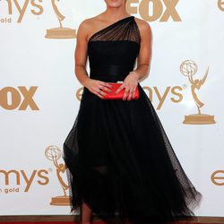 Kaley Cuoco en los premios Emmy 2011