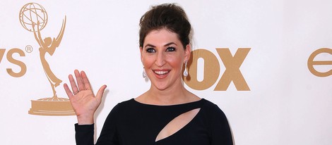 Mayim Bialik en los premios Emmy 2011