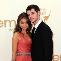 Sarah Hylanm y Matt Prokop en la gala Emmy 2011