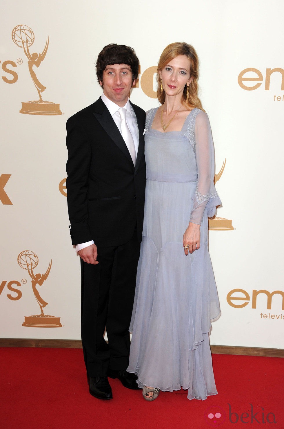 Simon Helberg en los premios Emmy 2011