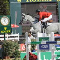 Cayetano Martínez de Irujo compitiendo en el Concurso de Saltos de Madrid