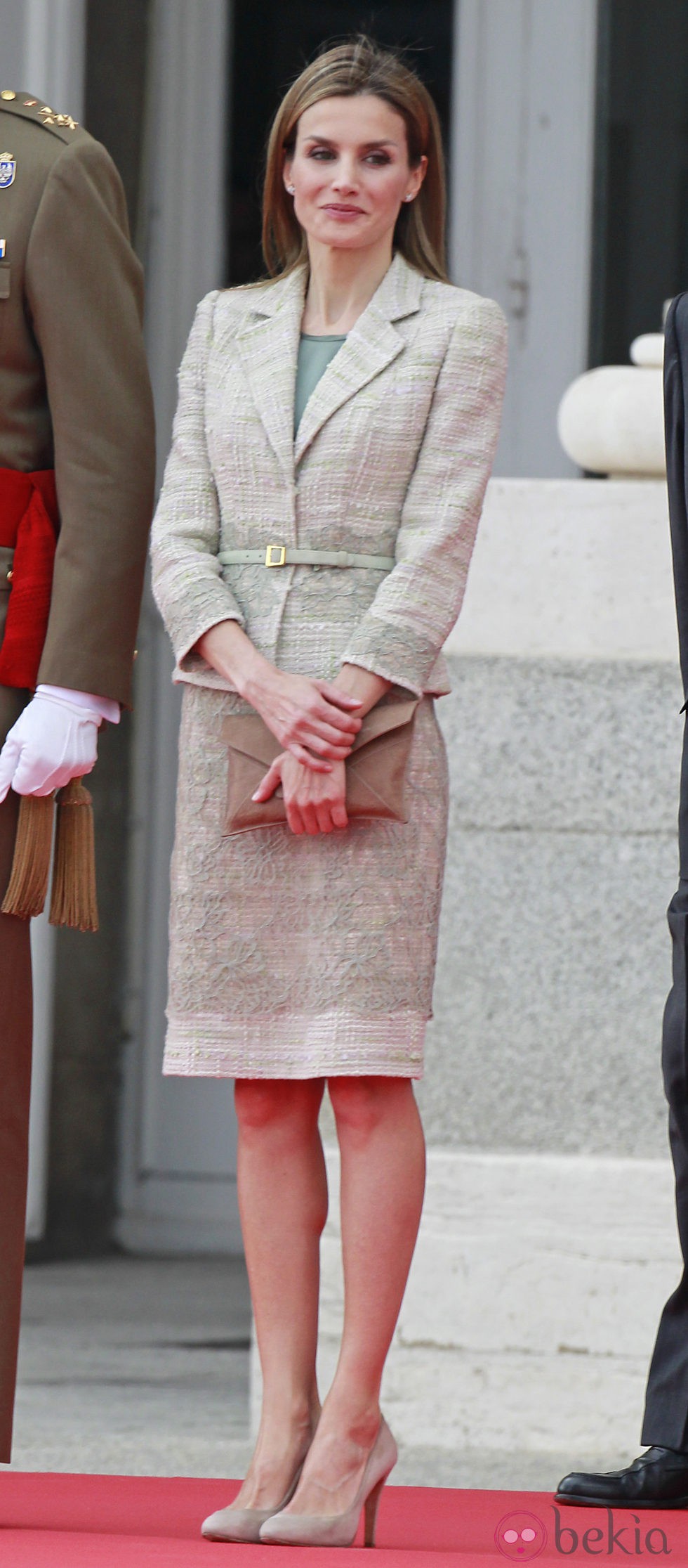 La Reina Letizia en la Salutación de las Fuerzas Armadas y Guardia Civil al Rey Felipe