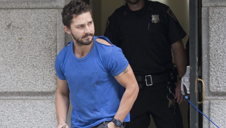 Shia LaBeouf tras ser detenido en Nueva York