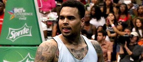 Chris Brown en el Sprite BET Awards Experience Celebrity Basketball Game