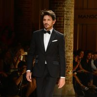 Andrés Velencoso en el desfile Mango 080 Barcelona Fashion otoño/invierno 2014