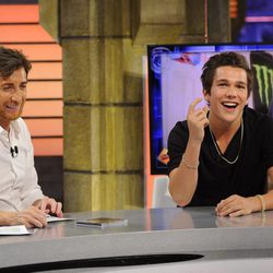 Austin Mahone se divierte con Pablo Motos en 'El hormiguero'