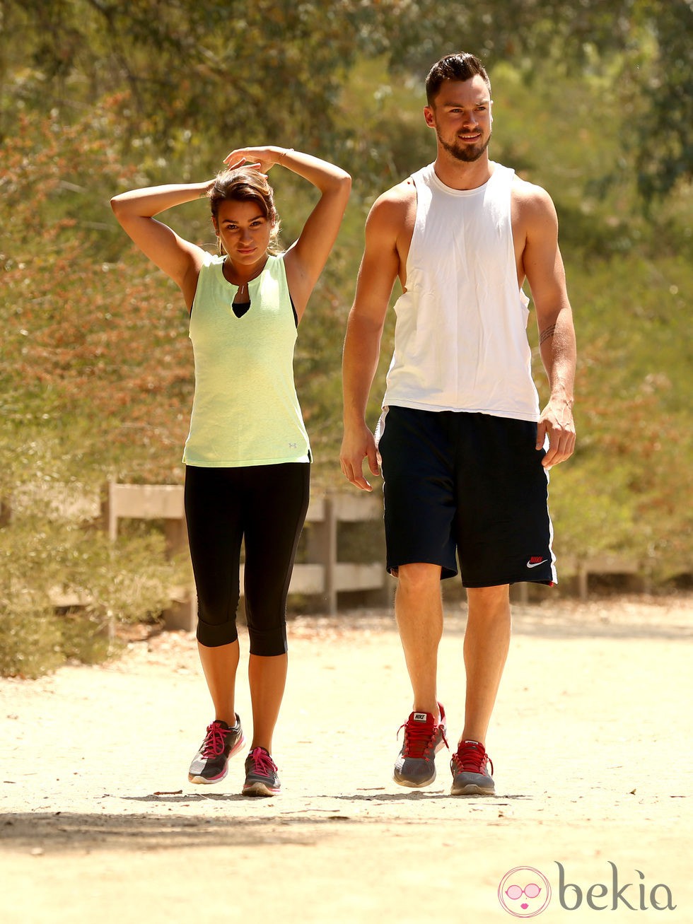 Lea Michele y Matthew Paetz haciendo deporte por Los Angeles