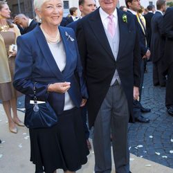 Paola y Alberto de Bélgica en la boda del Príncipe Amadeo y Lili Rosboch