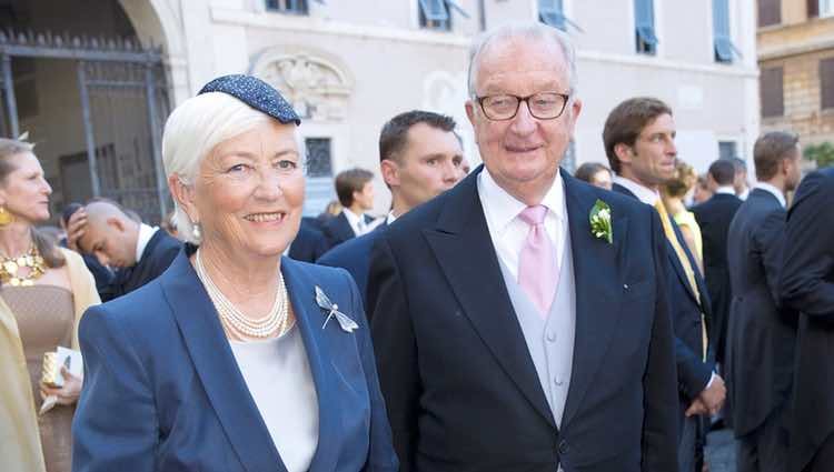 Paola y Alberto de Bélgica en la boda del Príncipe Amadeo y Lili Rosboch