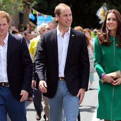 Los Duques de Cambridge y el Príncipe Harry de Inglaterra