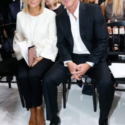 Marie Chantal de Grecia y Sean Penn en el desfile de Dior de la Semana de la Alta Costura de París otoño/invierno 2014