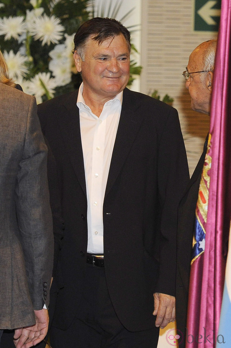 José Antonio Camacho en la capilla ardiente de Alfredo Di Stéfano en el palco de honor del Santiago Bernabéu