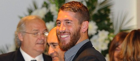 Sergio Ramos en la capilla ardiente de Alfredo Di Stéfano en el palco de honor del Santiago Bernabéu